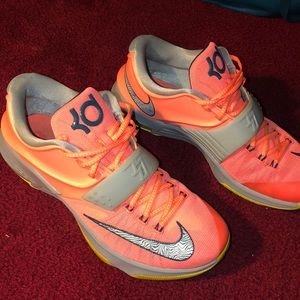 Men’s Kd 7s size 11 new!
